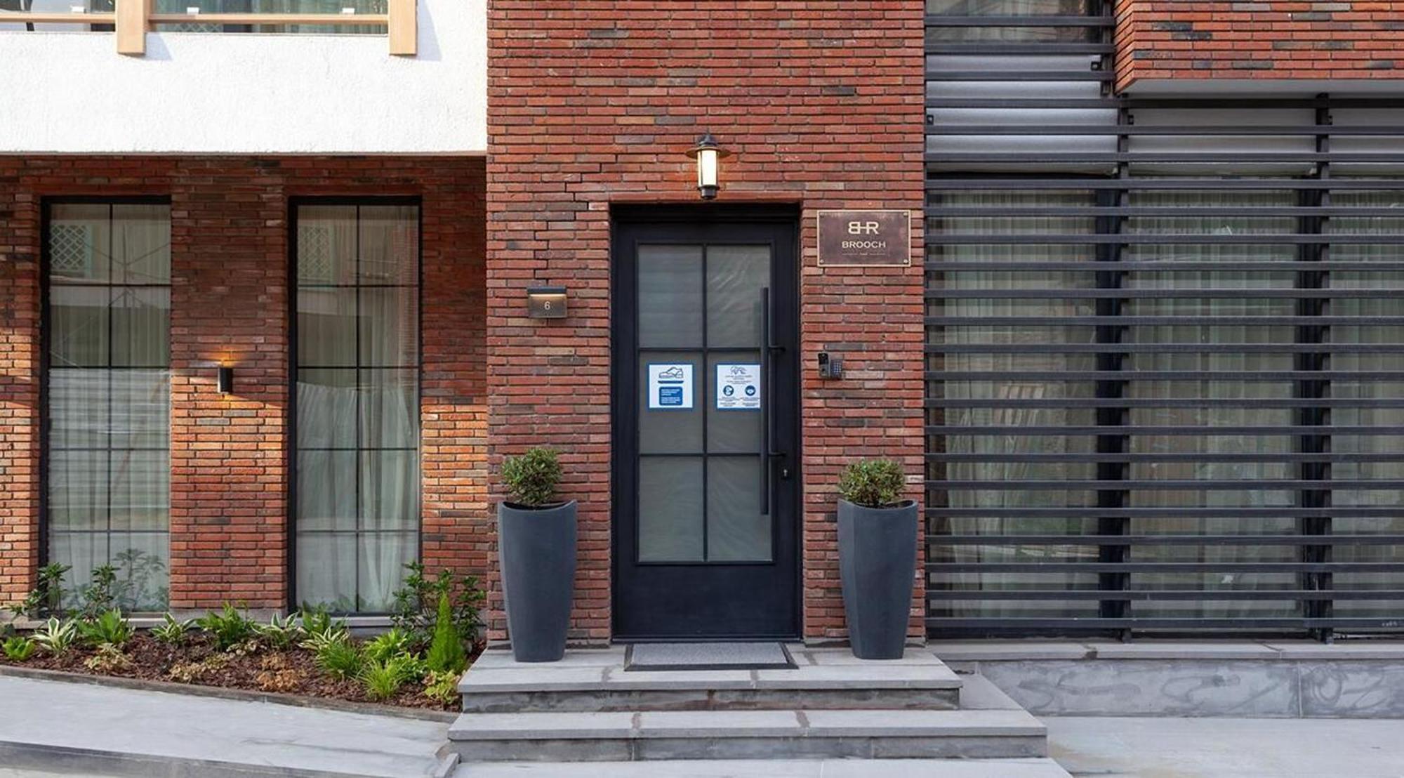 Brooch Boutique Hotel Tbilisi Exterior photo
